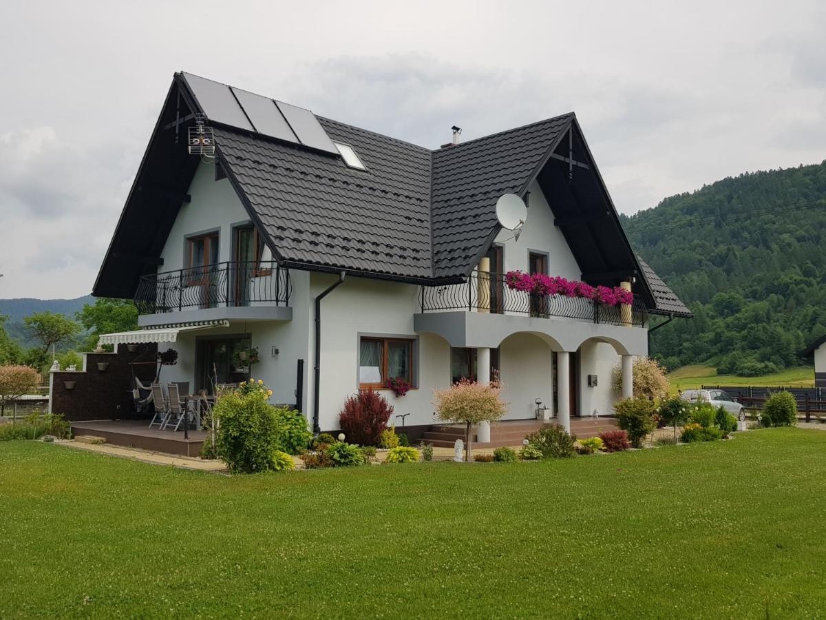 Domki I Pokoje U Ilony Krościenko Exteriör bild