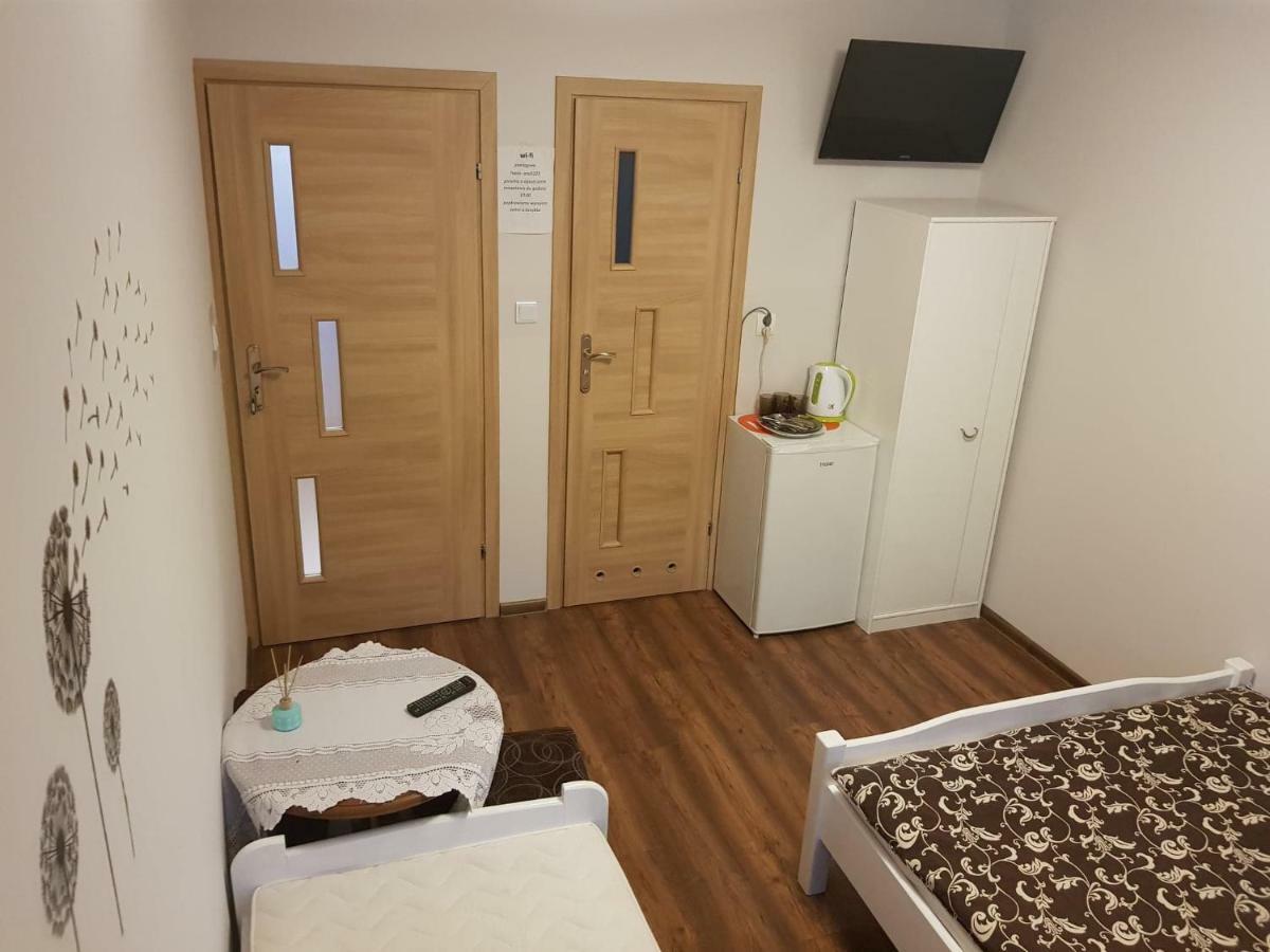 Domki I Pokoje U Ilony Krościenko Exteriör bild